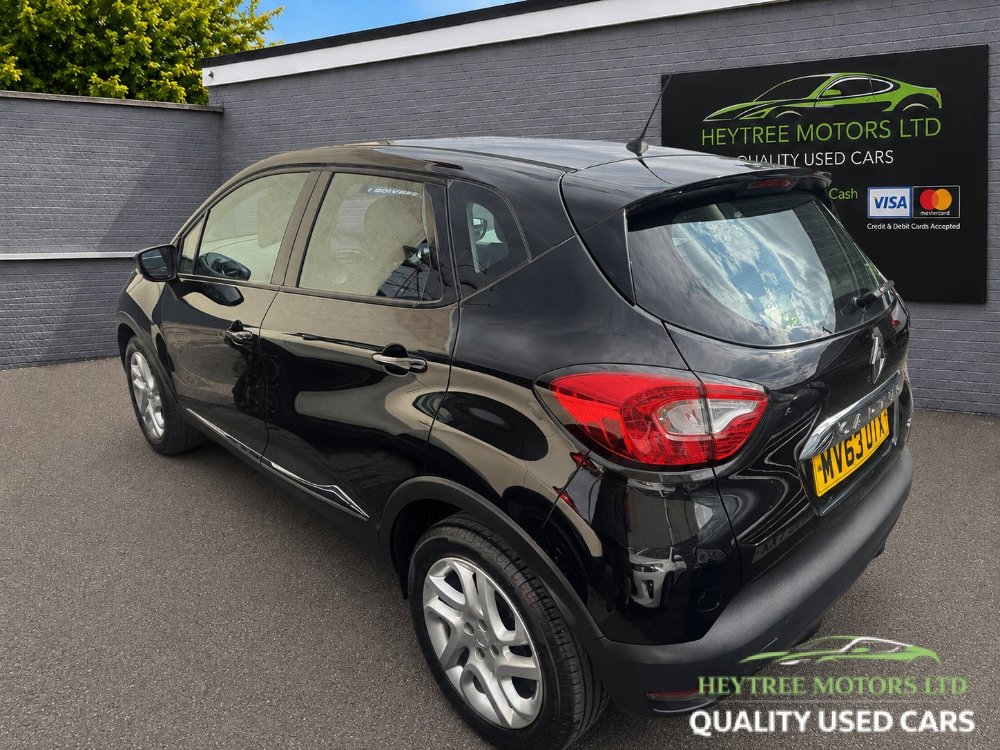 Black 2013 Renault Captur 1.5 dCi ENERGY Dynamique MediaNav SUV 5dr Diesel Manual Euro 5 s/s 90 ps in Blackpool