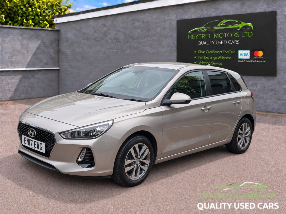 White Hyundai i30 1.0 T-GDi Blue Drive SE Nav Hatchback 5dr Petrol Manual Euro 6 s/s 120 ps