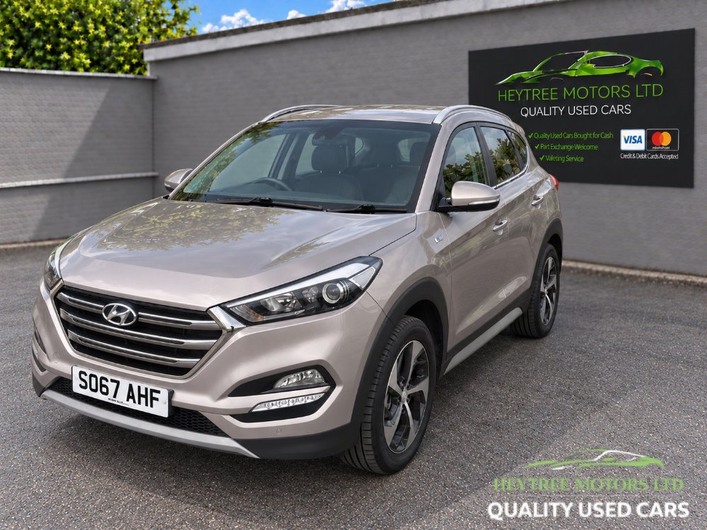 White Hyundai Tucson 1.7 CRDi Blue Drive Sport Edition SUV 5dr Diesel Manual Euro 6 s/s 116 ps